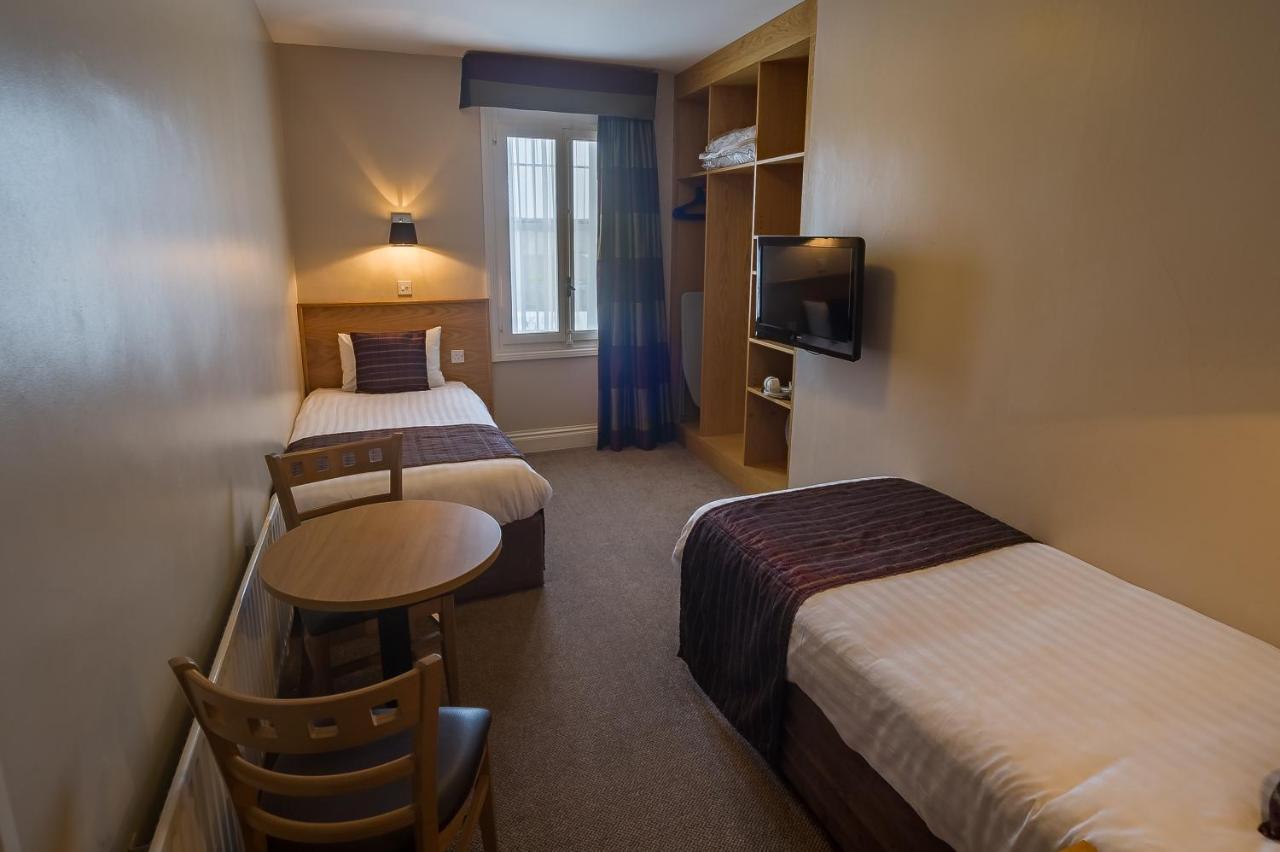 The Carraig Hotel Carrick-on-Suir Exteriör bild