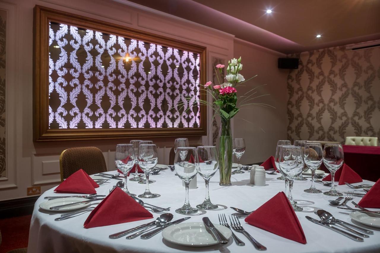 The Carraig Hotel Carrick-on-Suir Exteriör bild