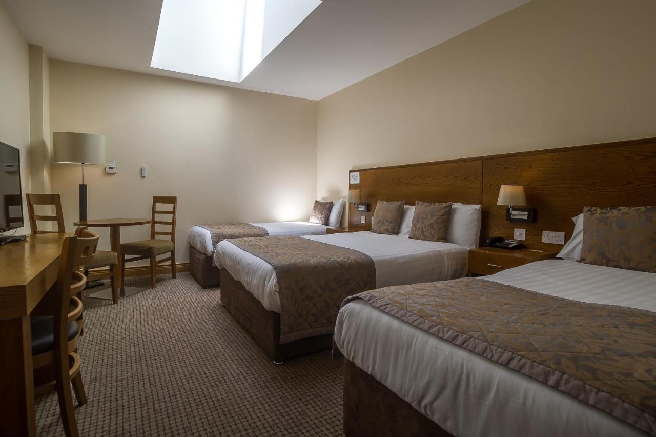 The Carraig Hotel Carrick-on-Suir Exteriör bild