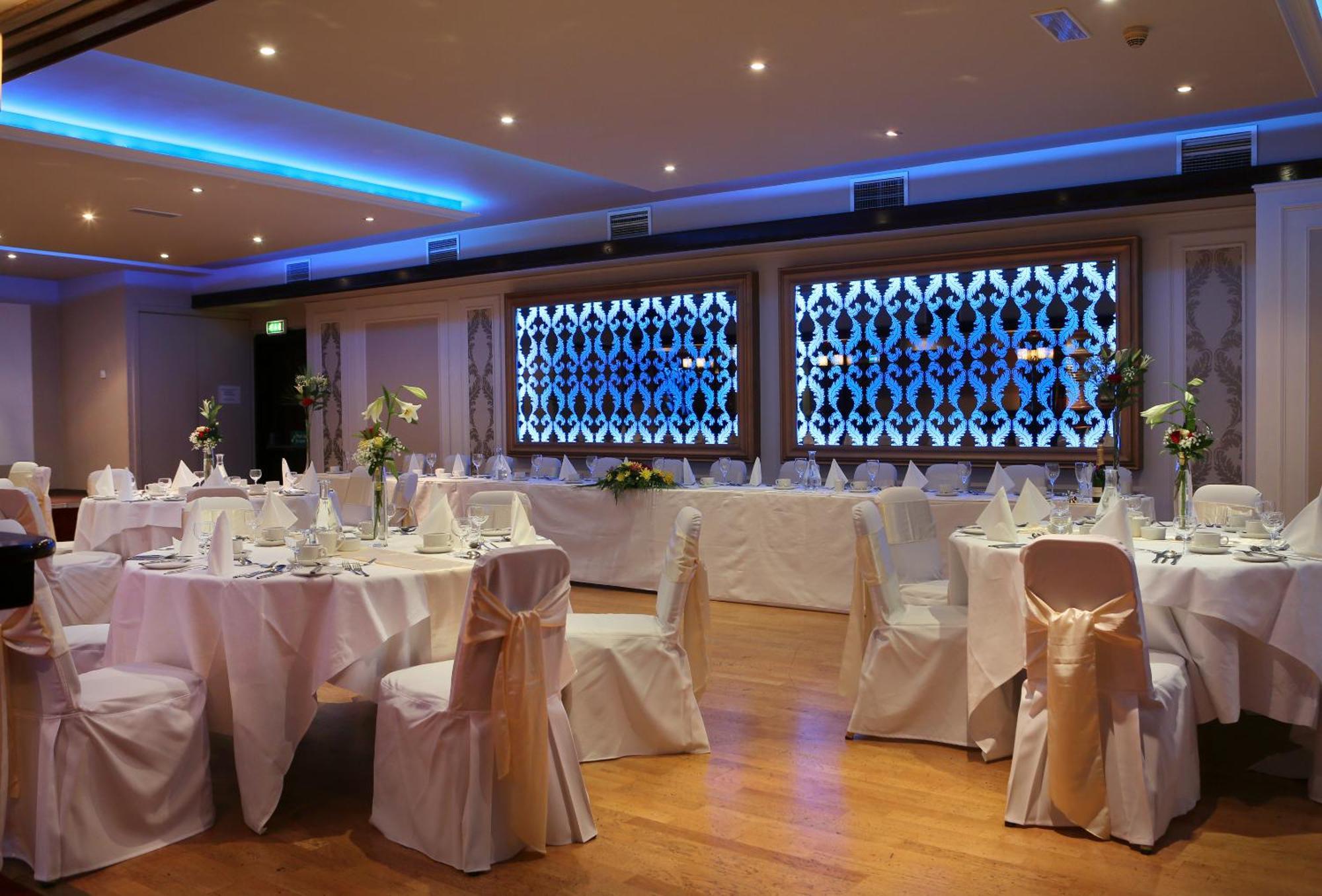 The Carraig Hotel Carrick-on-Suir Exteriör bild